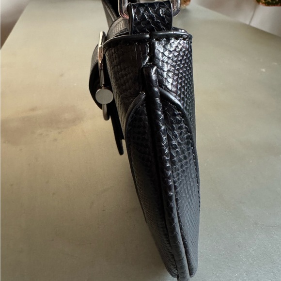 Black Faux Snake Skin Shoulder Bag - Picture 6 of 16